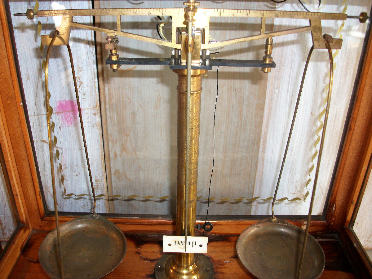 jewellers scales